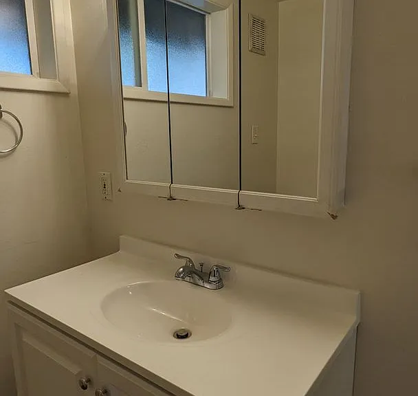 West Slope Apartments — Photo 112