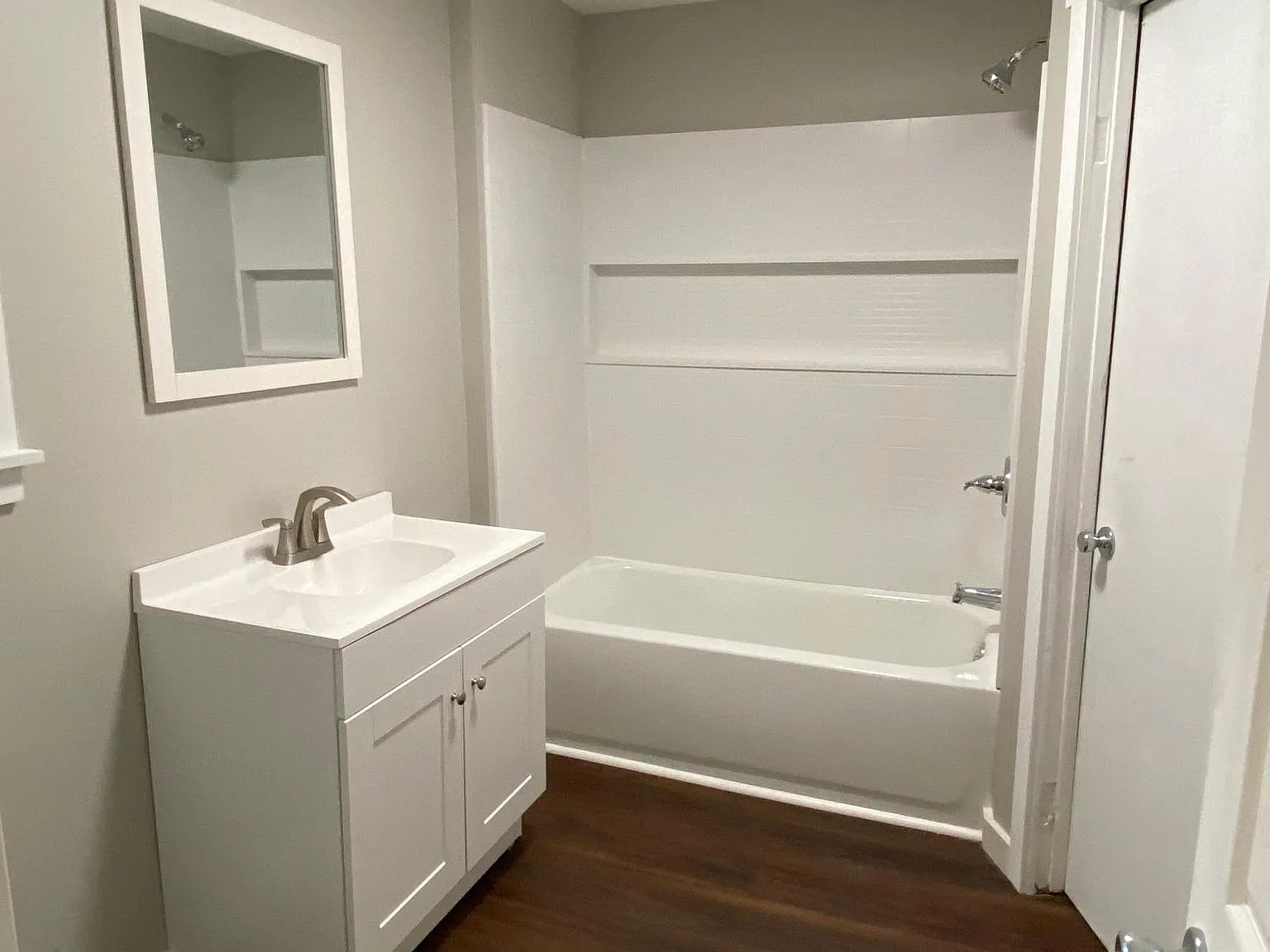 1 bed, 800 sqft, $1,100 — Photo 4