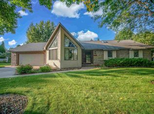 N427 Mapleridge Dr, Appleton, WI 54915