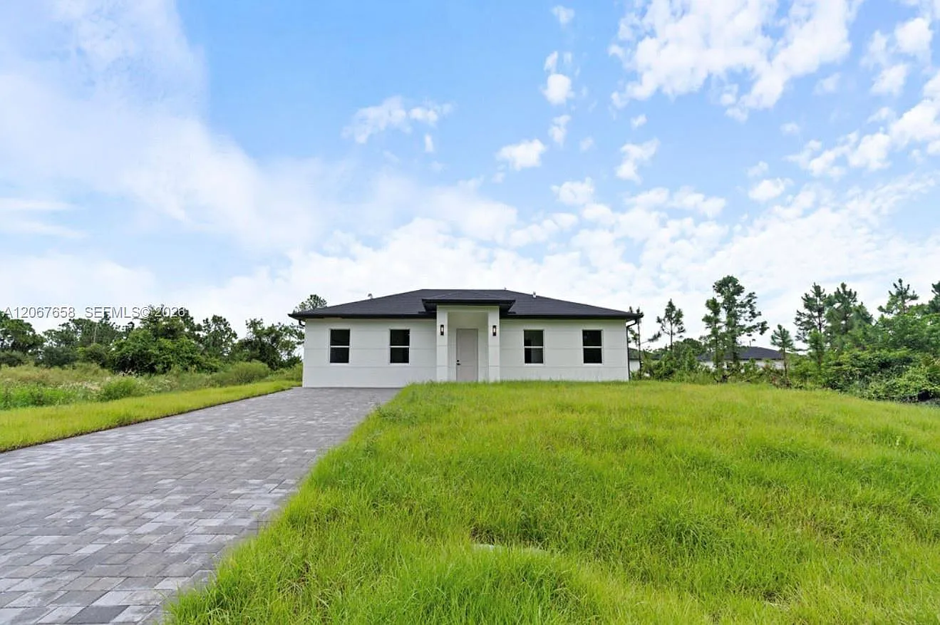 Lehigh Acres — Photo 1