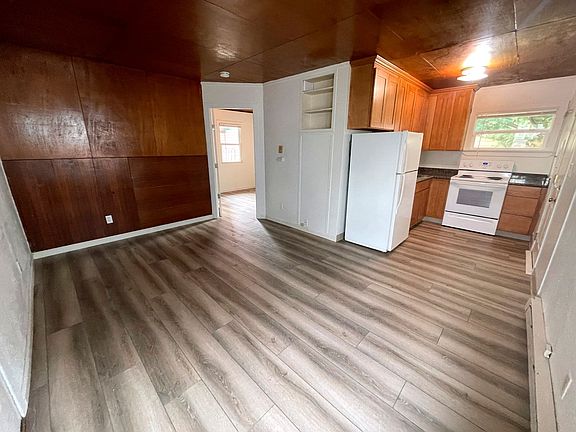 3rd image of 6912 N Jersey St #1/2