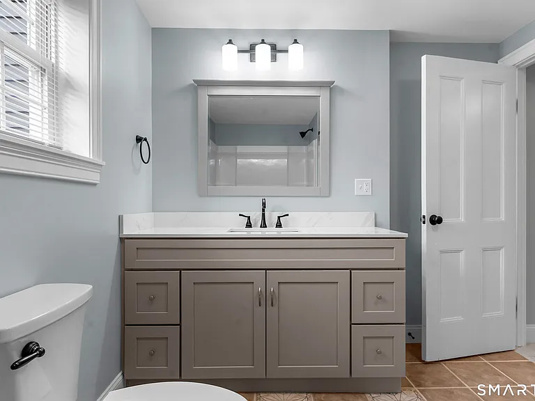 324 Main St #2 — Photo 9