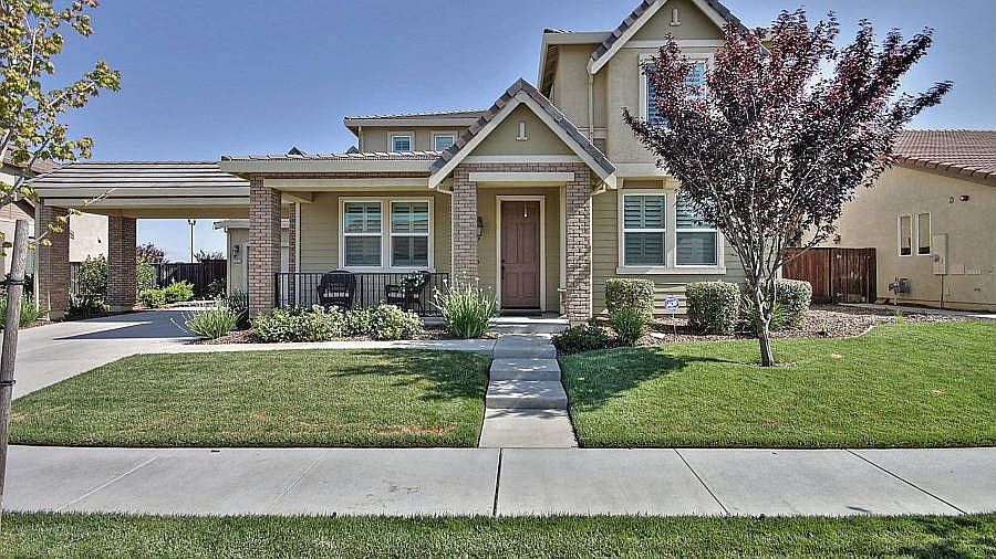 1st image of 2121 Muller Dr