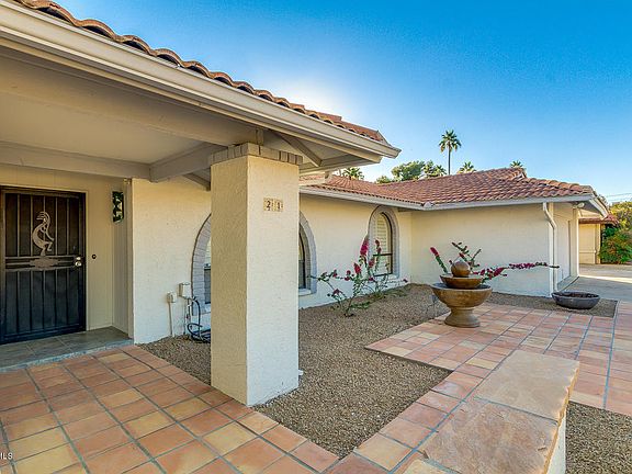 4th image of 21 E Tierra Buena Ln