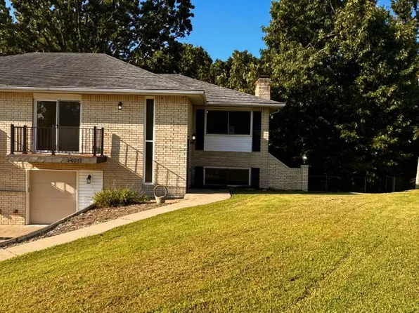 14911 Dutchmans Dr, Rogers, AR 72756