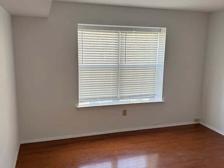 311 Society Pl — Photo 24