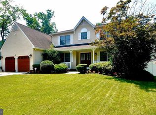 10 Old Salem Rd, Cherry Hill, NJ 08034
