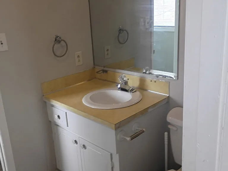 1900 N Dixie Ave #21 — Photo 12