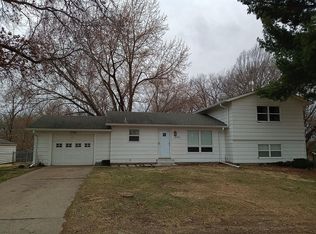 3721 Sangamo Heights Ln, Springfield, IL 62702