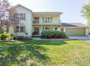 3990 12 Mile Rd NE, Rockford, MI 49341