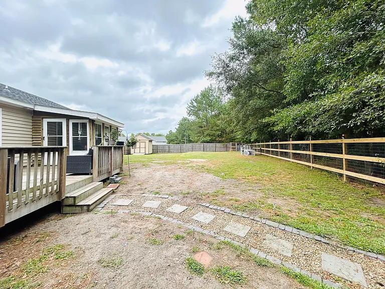 106 Camellia Creek Dr — Photo 26