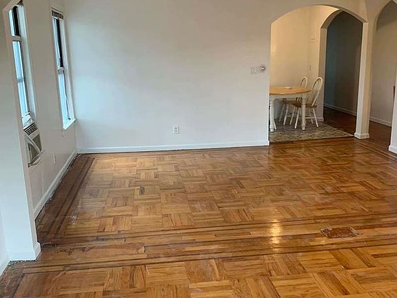 4th image of 23-20 Ditmars Blvd #3
