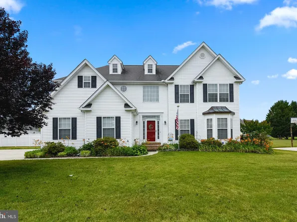 417 Apple Blossom Dr, Camden Wyoming, DE 19934