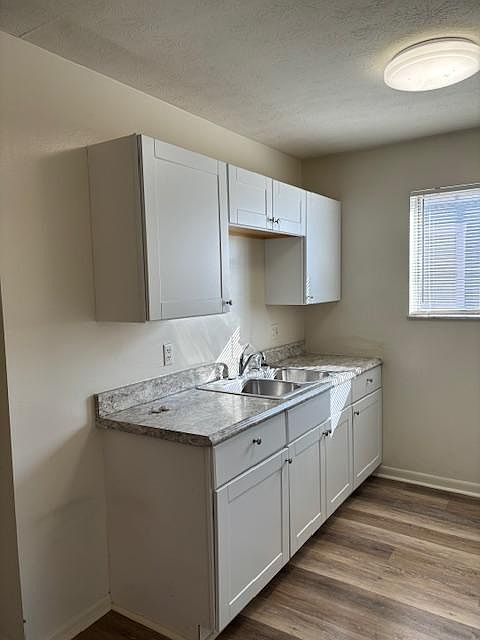 1st image of 4438 Hamilton Ave APT 2