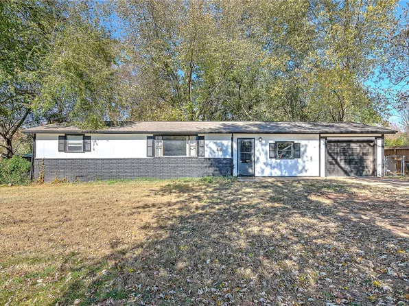 48 Mecca St, West Fork, AR 72774