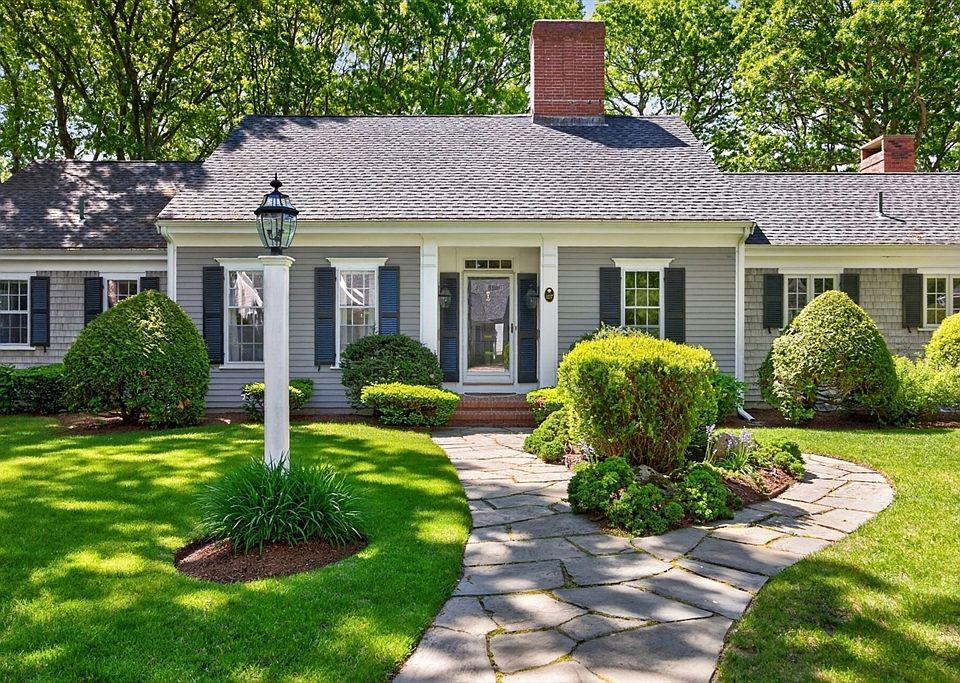 1st image of 107 Parsley Ln