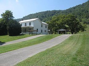 3rd image of 2646 Shawsville Pike NE