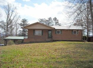 706 Poplar Ln, Winfield, TN 37892