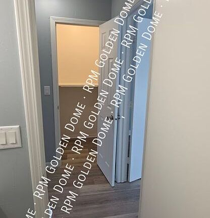 3rd image of 305 E John St #5