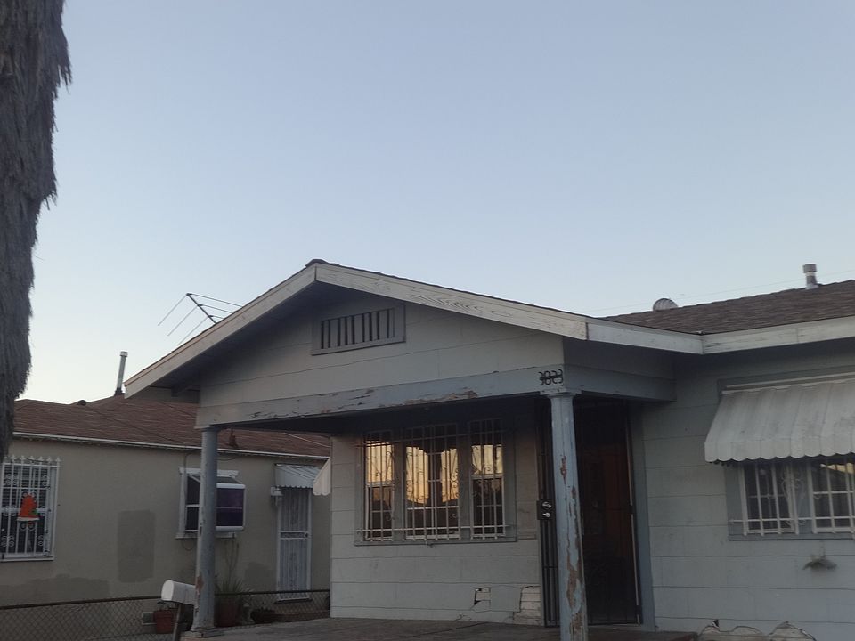 1st image of 3823 E 54th St