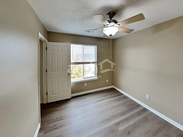 4047 E Ofallons Way — Photo 13