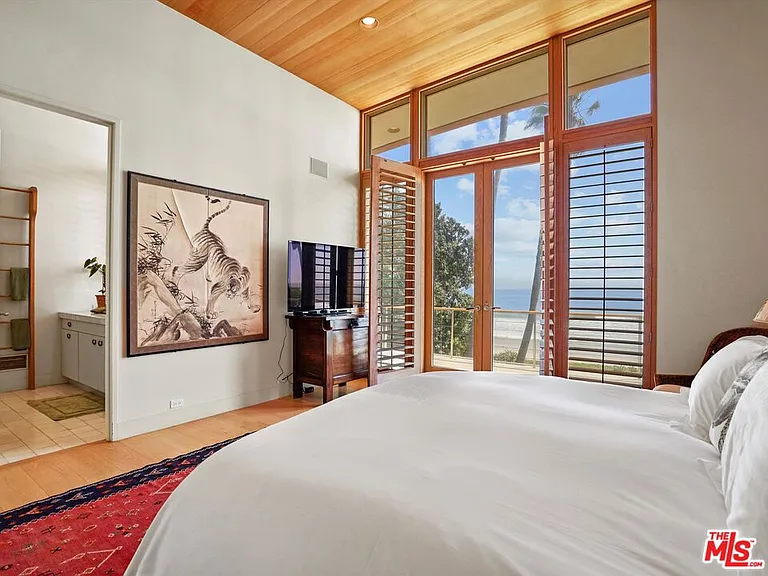 31280 Broad Beach Rd — Photo 35