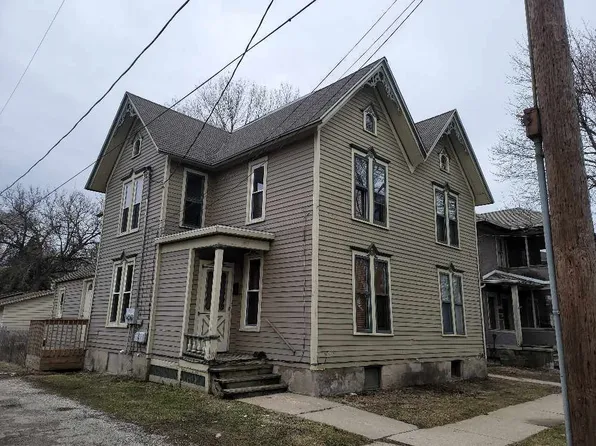 411 Grove St, Rockford, IL 61104