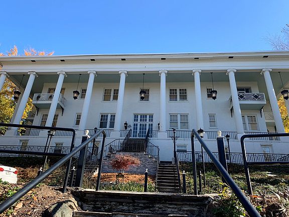 3rd image of 149 Peachtree Cir NE #35