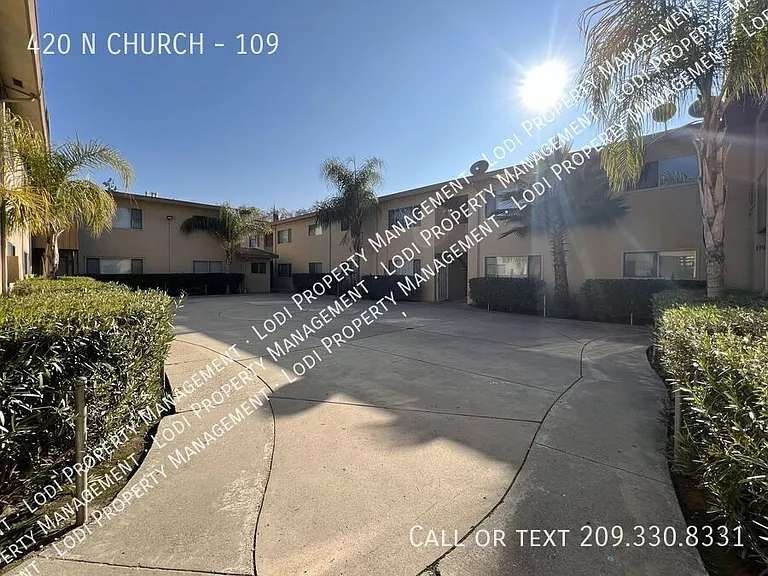420 N Church St #109 — Photo 13