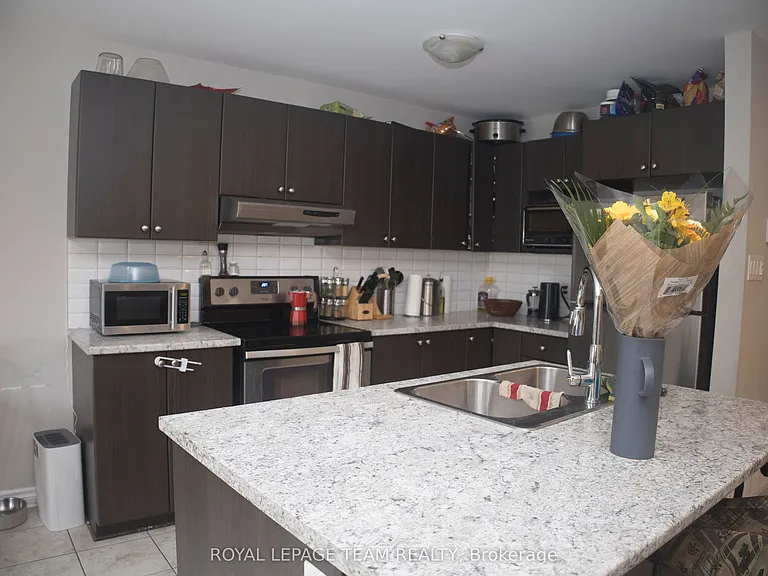 139 Sweetwater Ln — Photo 4