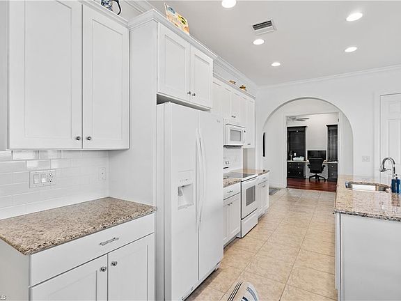 5th image of 10603 Carena CIR