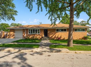 443 E Niagara Ave, Elmhurst, IL 60126