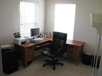 5th image of 74 N Danbury Cir