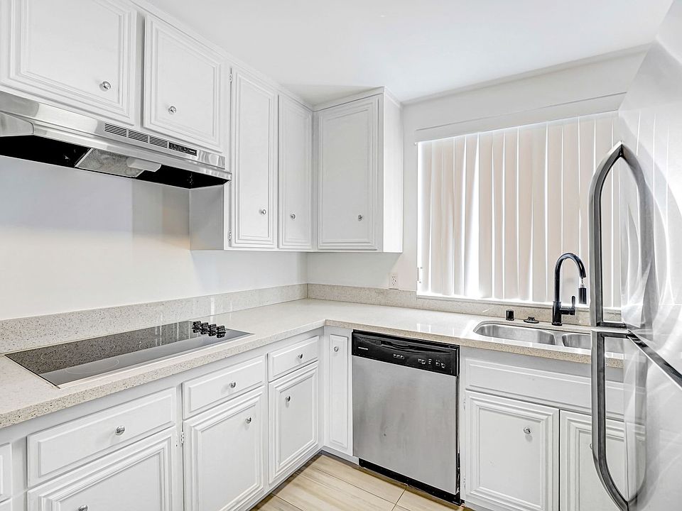 1st image of 519 Idaho Ave APT 6