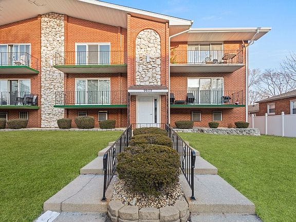 2nd image of 9609 S Komensky Ave APT 203