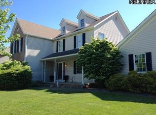 7932 Peachmont Ave NW, North Canton, OH 44720