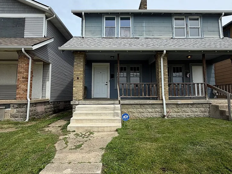 726 Frebis Ave — Photo 1