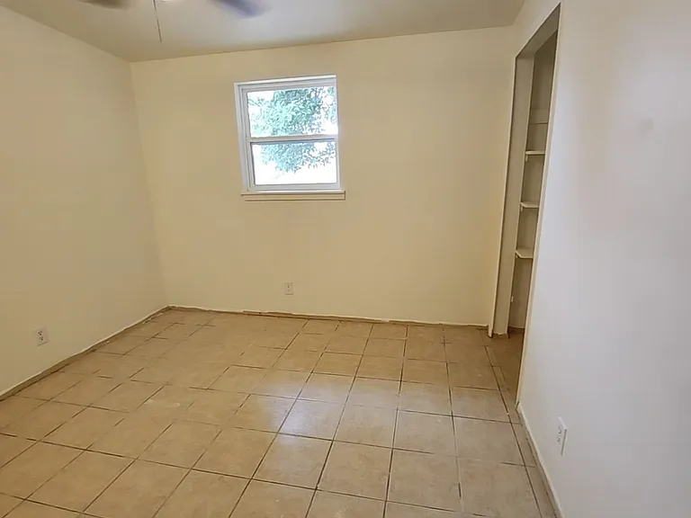 1617 Stull Dr — Photo 8