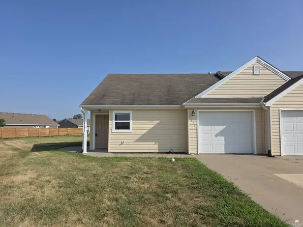 420 Brooklawn Ct, Manhattan, KS 66502