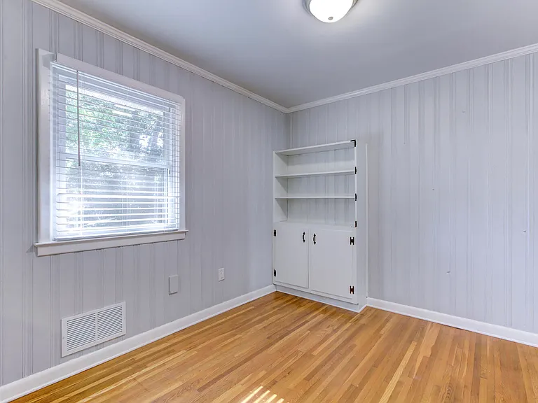 1213 Park Ave — Photo 11