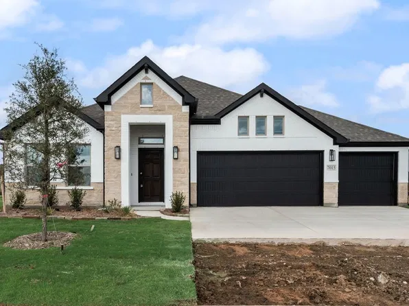 7015 Lilly Ln, Sanger, TX 76266