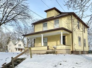 1306 Saint Elmo Ave NE, Canton, OH