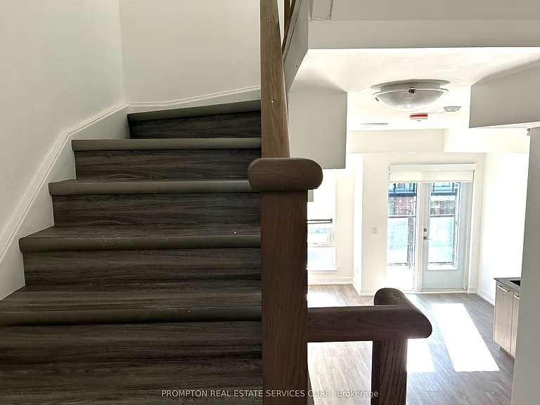 871 Sheppard Ave W #41 — Photo 4
