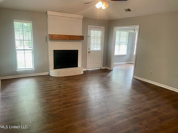 4th image of 6634 Valerie Dr