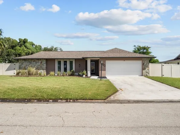 1380 Burgundy Dr, Fort Myers, FL 33919