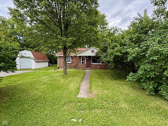 2nd image of 2323 N Leland Ave