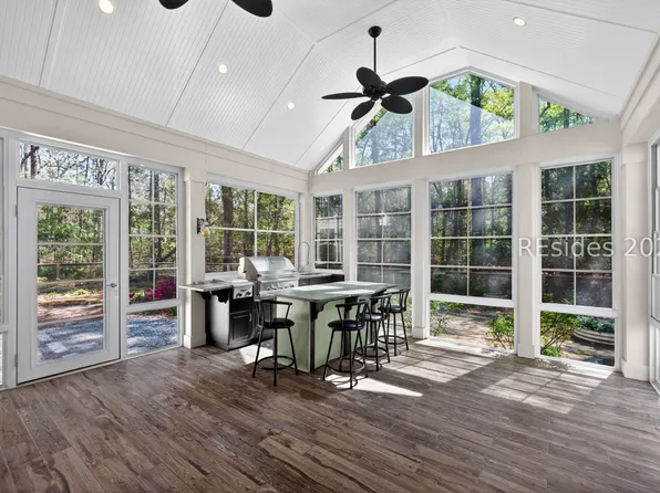 23 Dove Tree Ln, Bluffton, SC 29910