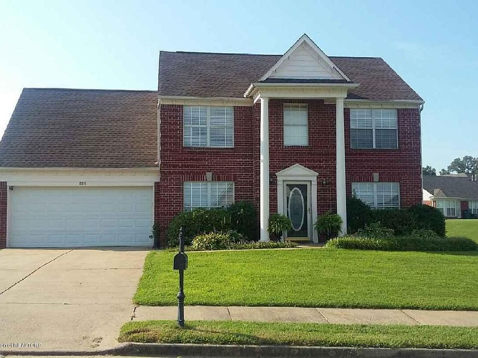 1st image of 889 Lakemont Dr
