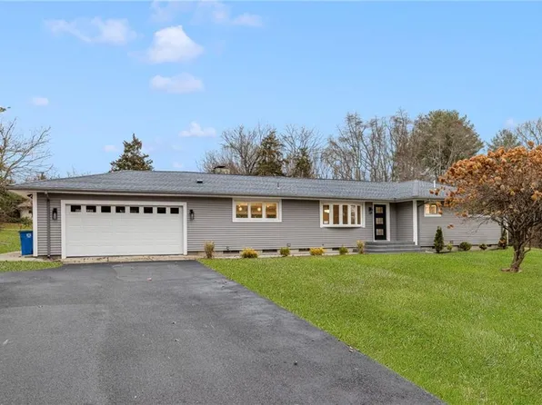 13 Ivy Pl, Lincoln, RI 02865