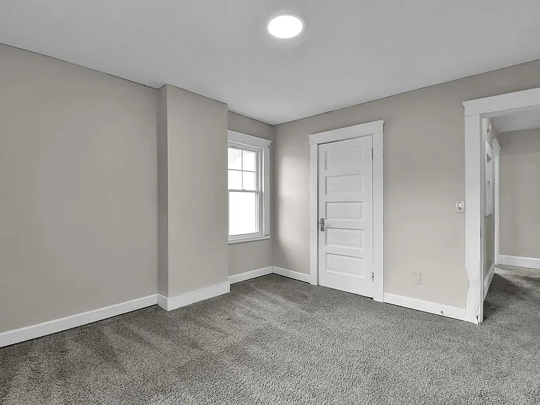 39 Charles St — Photo 22